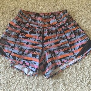 Lululemon hotty hot shorts size 4